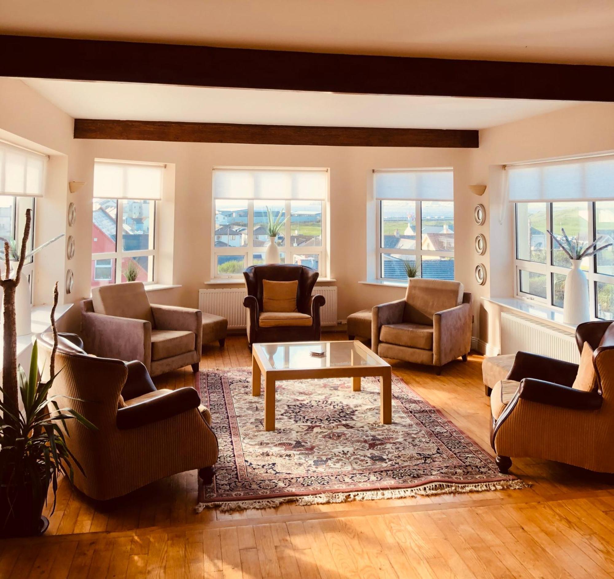 Lehinch Lodge Lahinch Kültér fotó