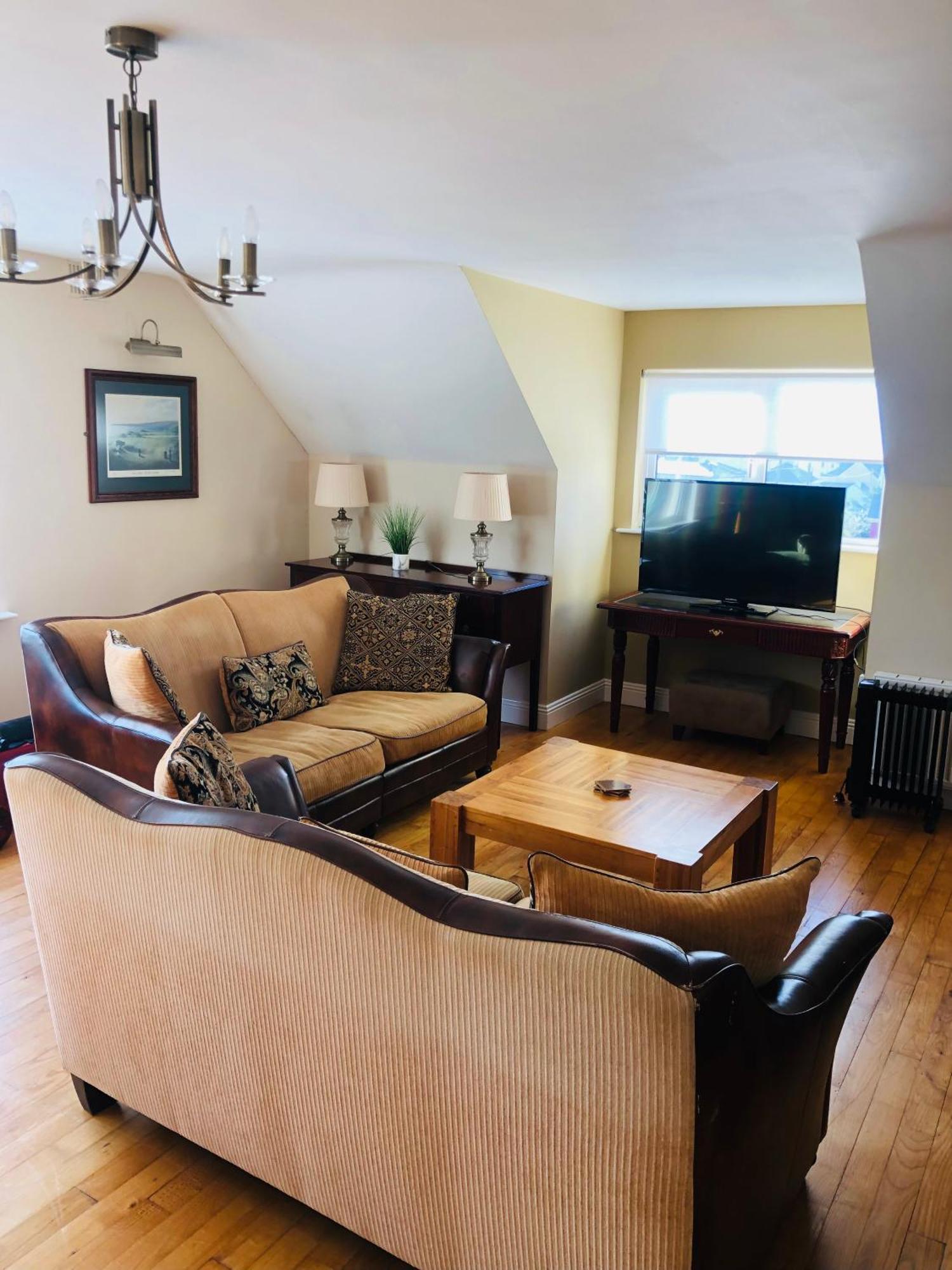 Lehinch Lodge Lahinch Szoba fotó